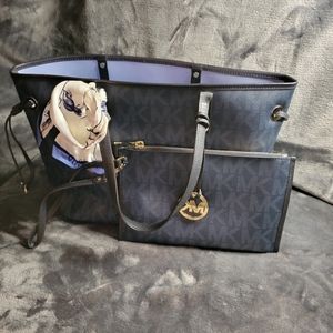 MICHAEL KORS TRAVEL TOTE WITH POUCH